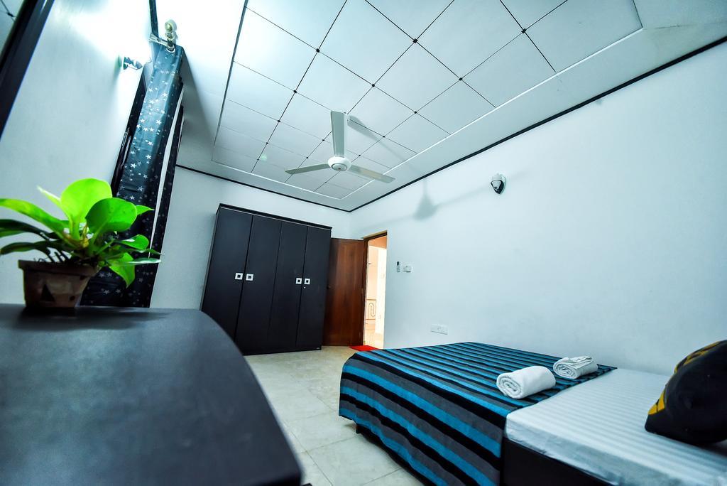 Asian Villa Negombo Esterno foto